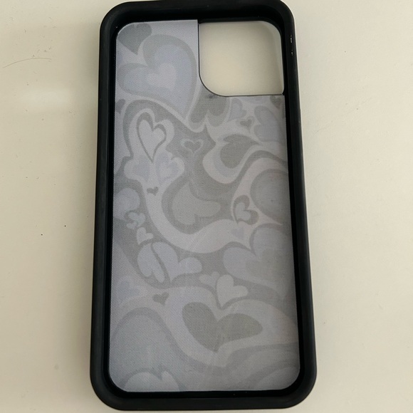 WILDFLOWER SALEM MITCHELL PHONE CASE - Picture 2 of 3